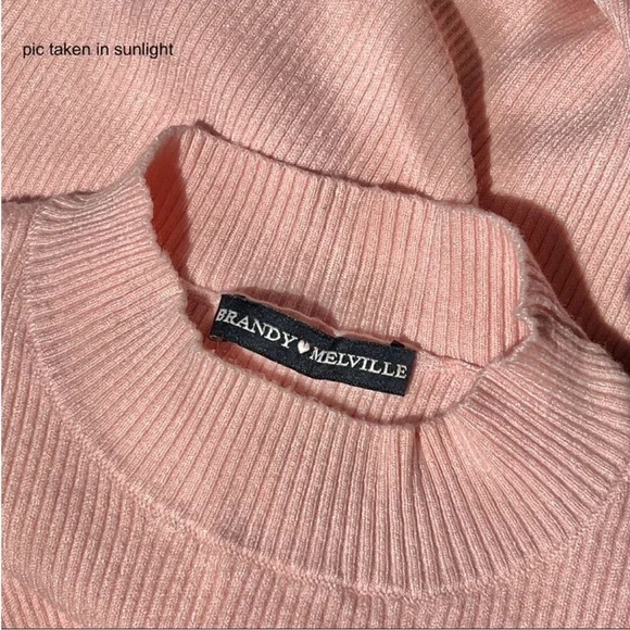 Brandy Melville Brett Turtleneck Top - Picture 10 of 12